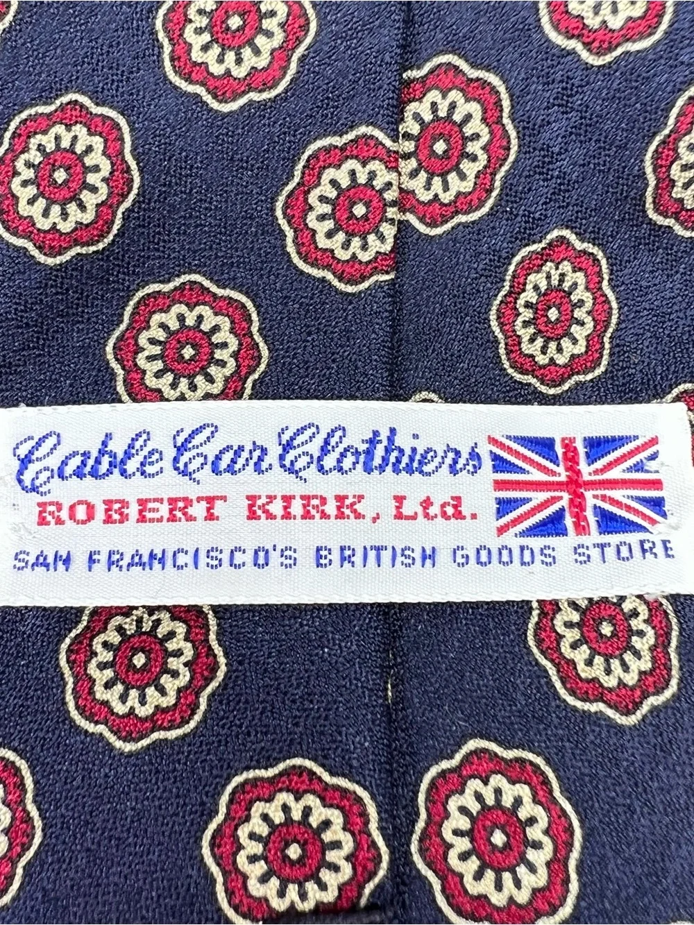 Cable Car Clothiers Navy Blue /Red & White Medallion 100% Silk Men’s Neck Tie